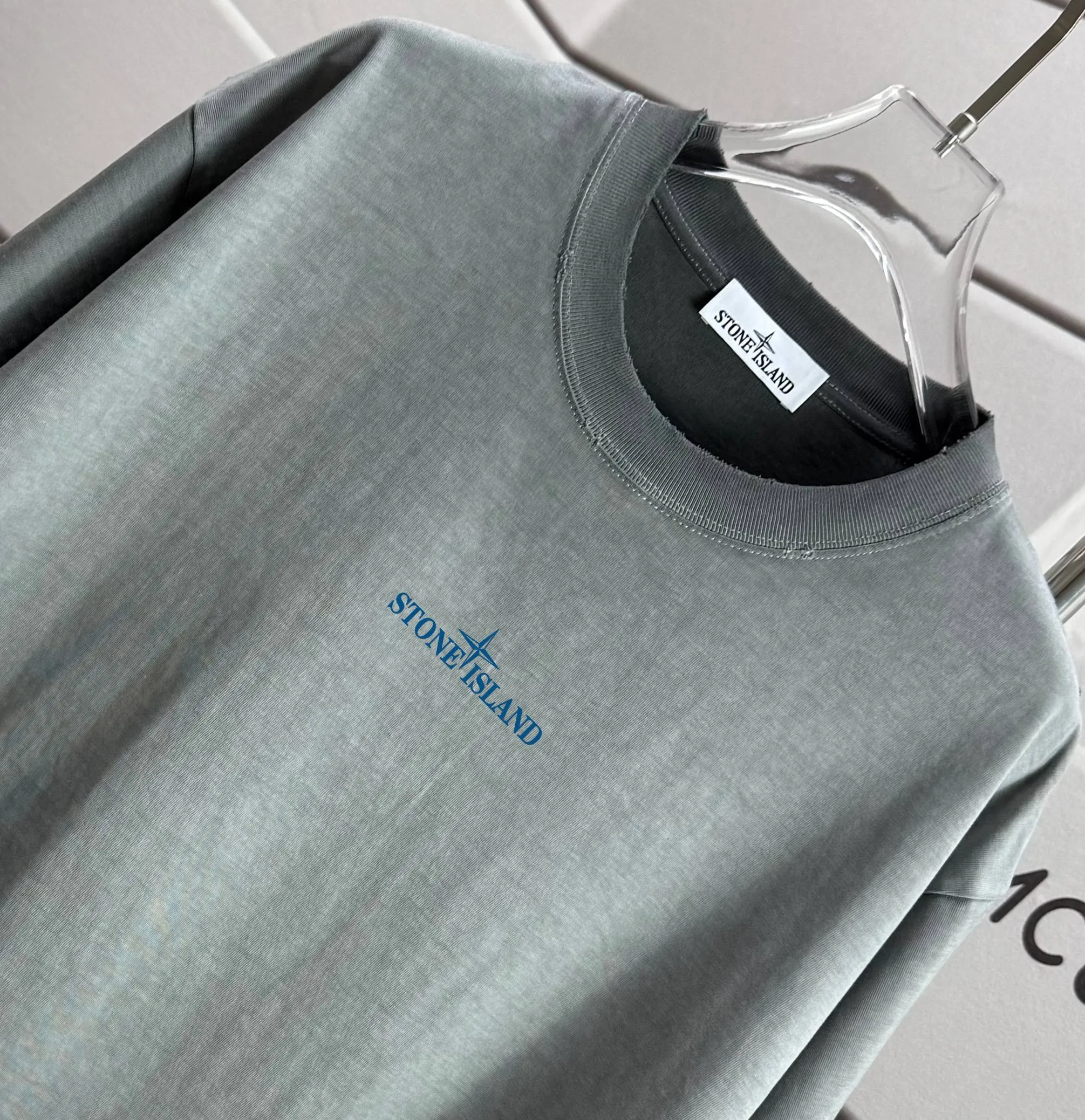 P160 Ston* islan* 石*岛 2025 autumn and winter new style, washed and worn 320g round neck short-sleeved tee, loose version for men and women, color: washed black, washed white, washed gray, washed brown gray Size: S M L XL XXL Size: S (90-130 catties) M (120-150 catties) L (140-165 catties) (160-180 catties) XXL (180-210 catties)